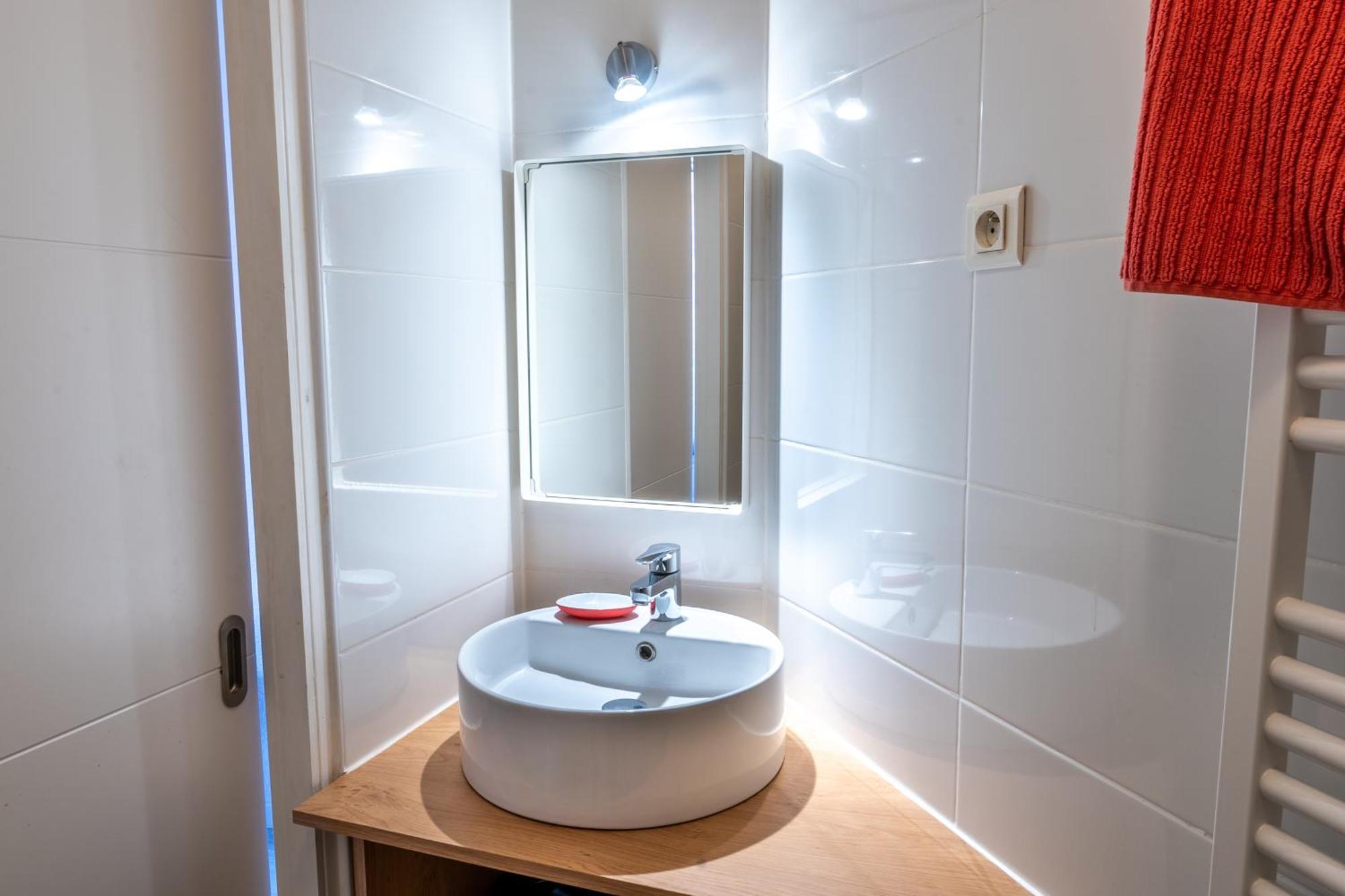 Capstay La Station - Lourdes - Centre - Residence Serenity Bagian luar foto